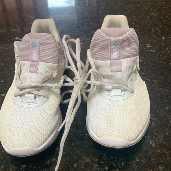 Nike Trainers Sz. 8.5 - Picture 1 of 4